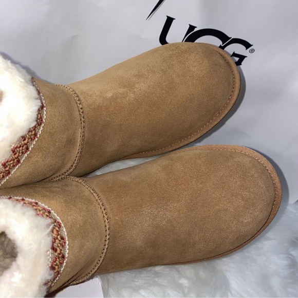 UGG Boots woman size 10 Classic mini Taslyn boot in Chestnut color New - Picture 10 of 15